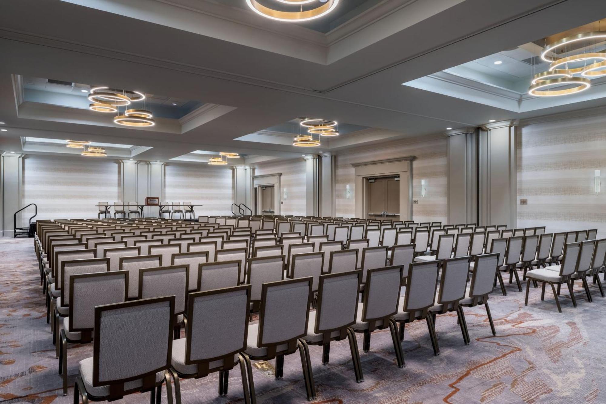 Macon Marriott City Center Bagian luar foto
